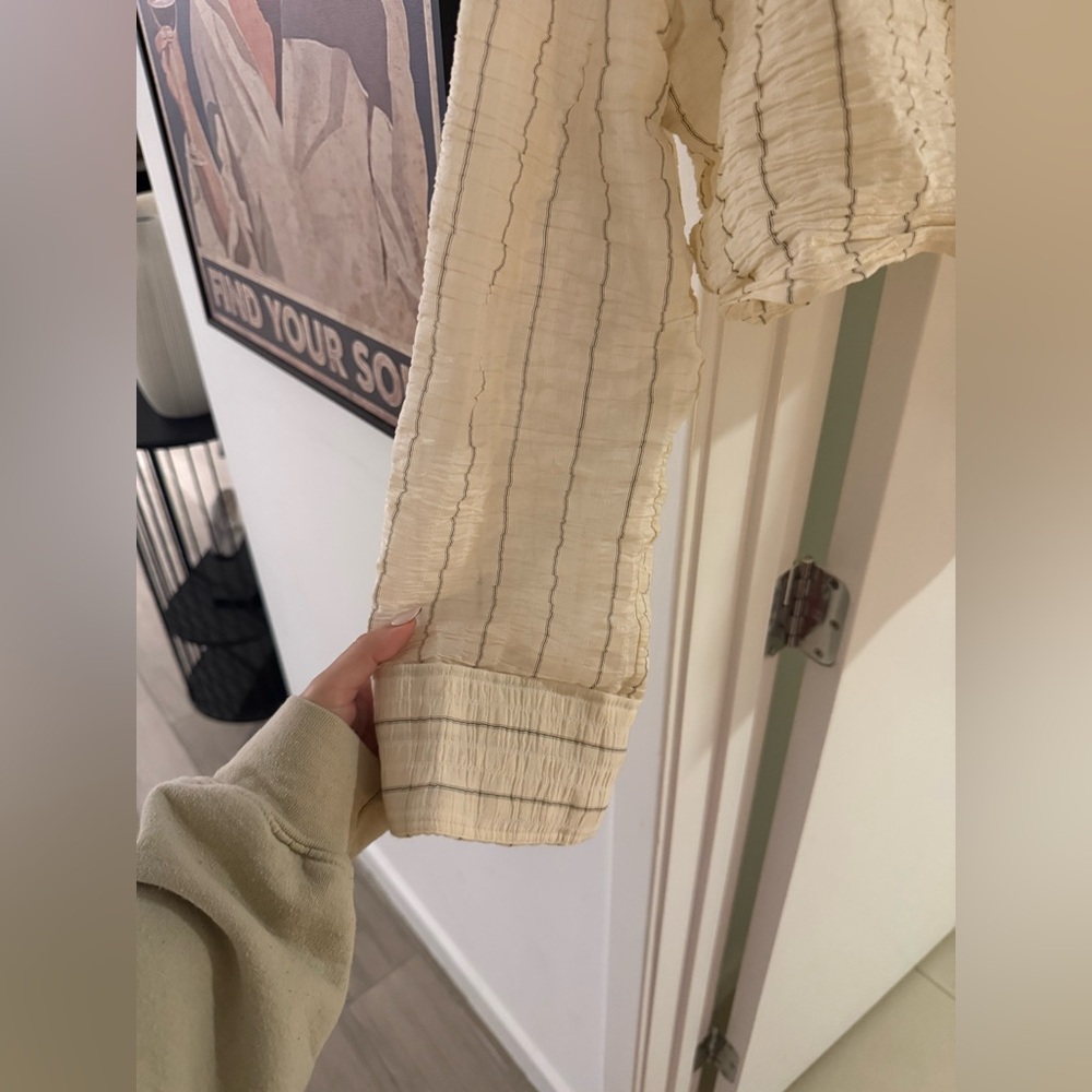 Zara Cream and Black Striped Shirt and short - Picture 3 of 16